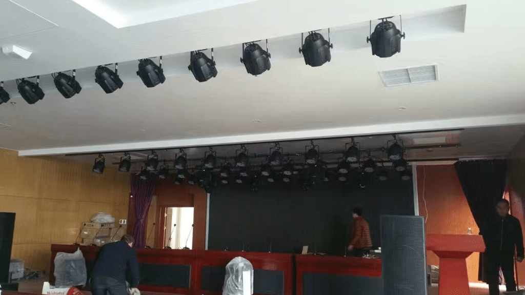 某醫(yī)院報(bào)告廳插圖2